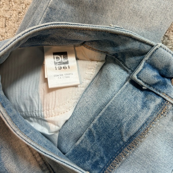 NWOT DL1961 | Stevie Slim Boyfriend Jean in Drifter - Picture 7 of 7